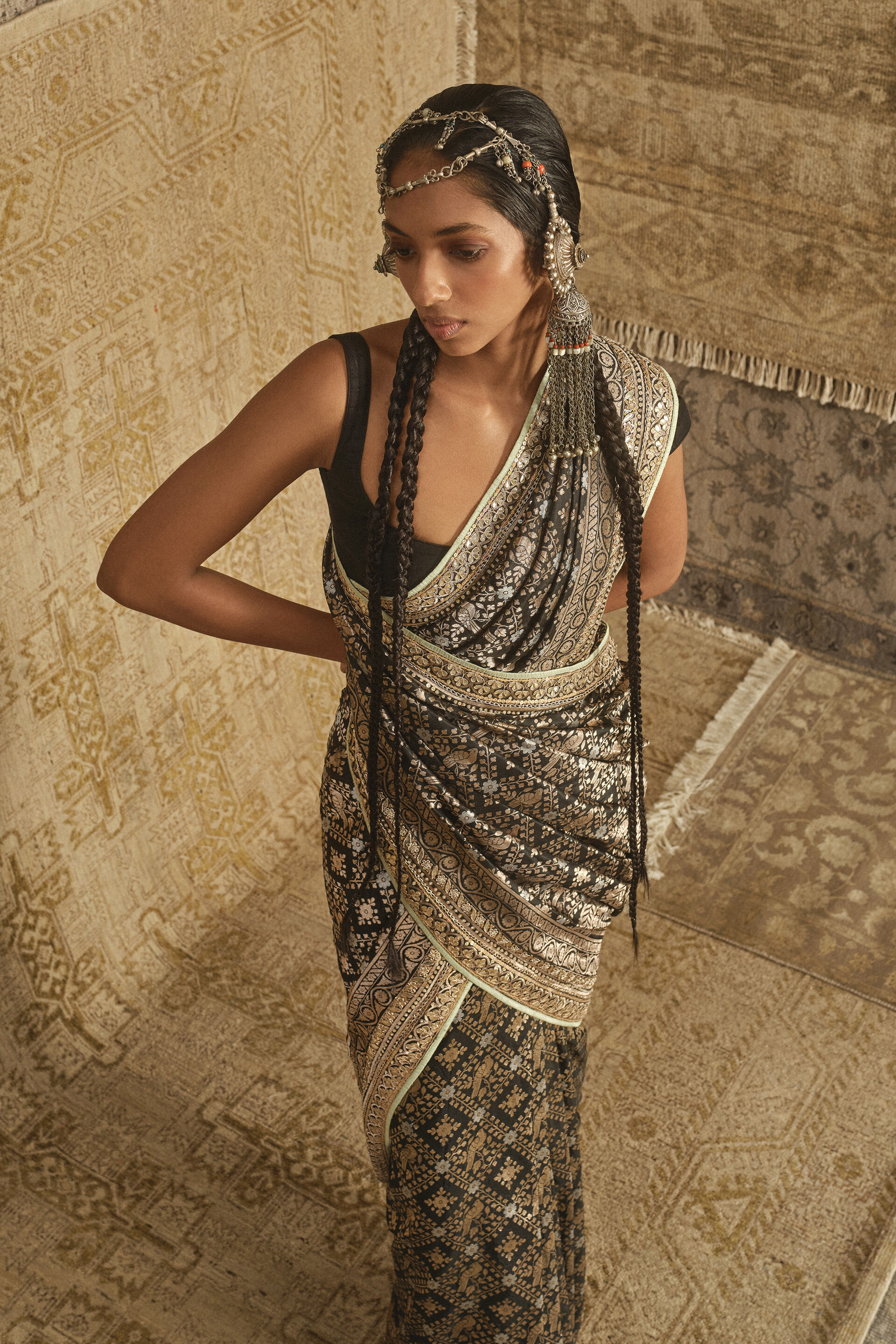 Nirjara Handwoven Benarasi Silk Saree - Black